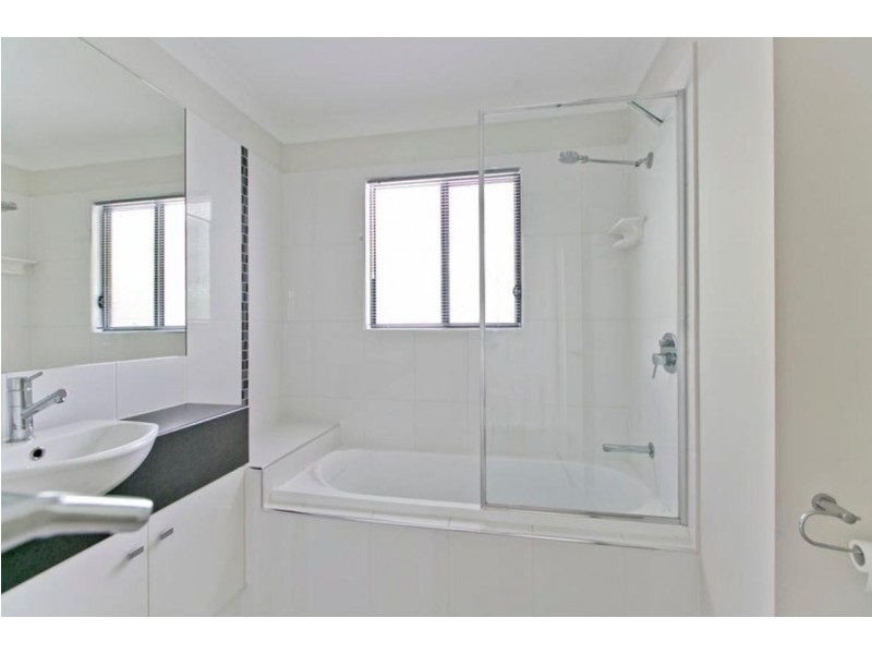 8/9 Michelle Court, Cleveland QLD 4163