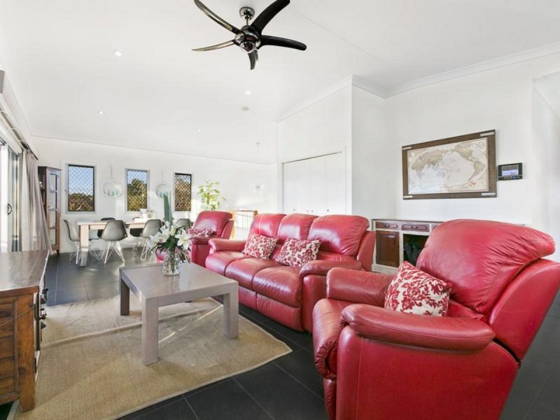 5 Hatchman Street, Victoria Point QLD 4165