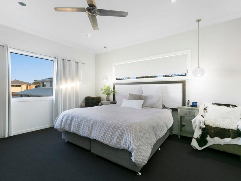 5 Hatchman Street, Victoria Point QLD 4165