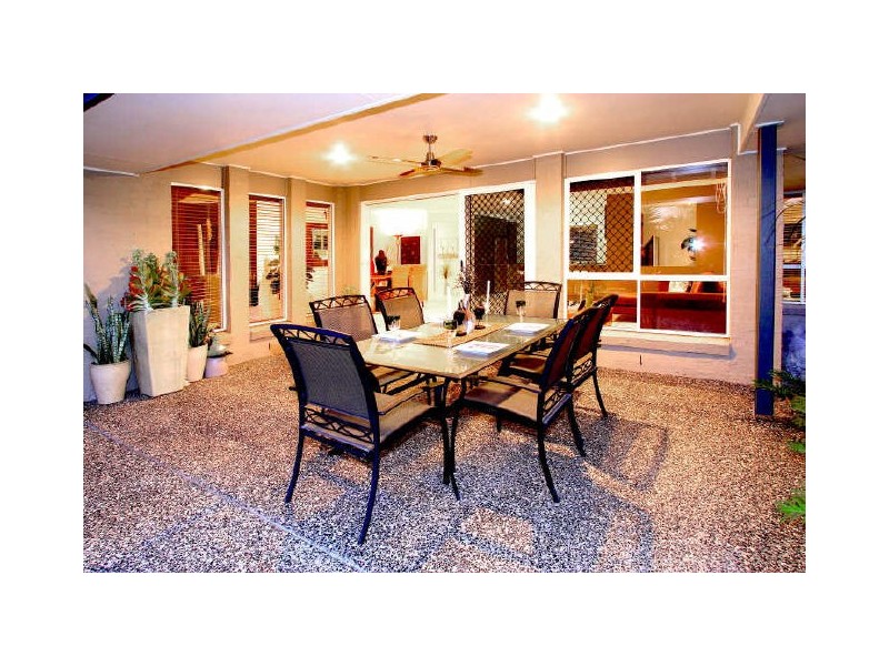 14 Kerder Street, Thornlands QLD 4164