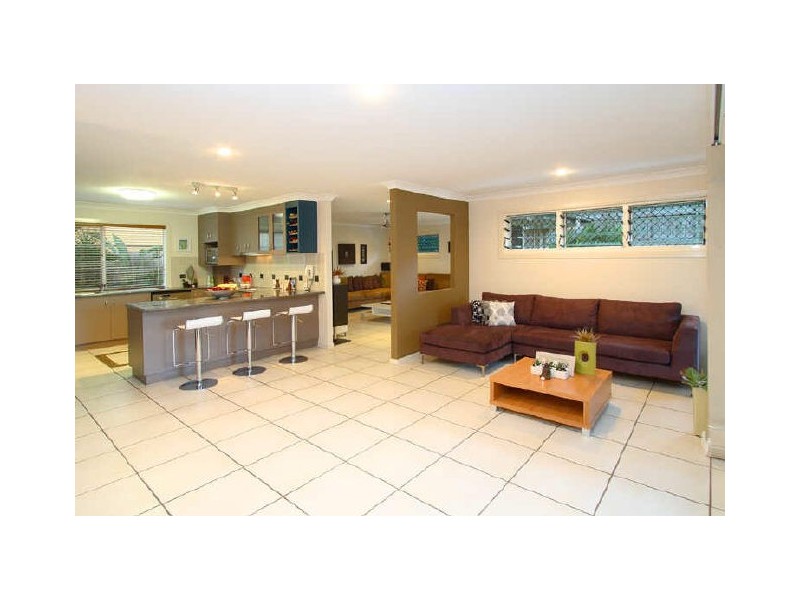 14 Kerder Street, Thornlands QLD 4164