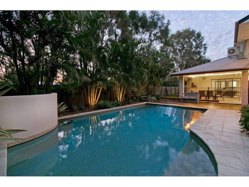 5 Breezeway Close, Wellington Point QLD 4160