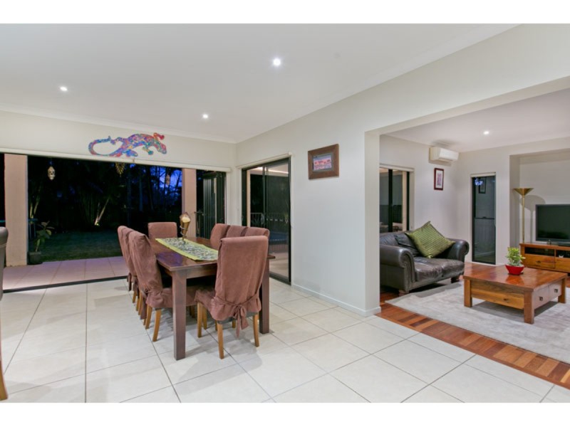5 Breezeway Close, Wellington Point QLD 4160