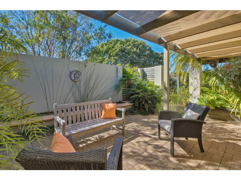 310 Bloomfield Street, Cleveland QLD 4163