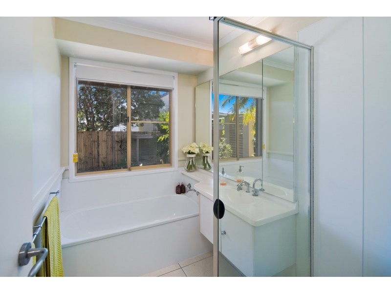 310 Bloomfield Street, Cleveland QLD 4163