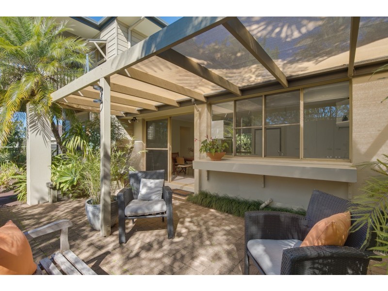 310 Bloomfield Street, Cleveland QLD 4163