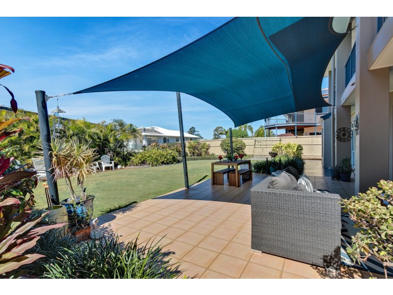 25 Penzance Drive, Redland Bay QLD 4165