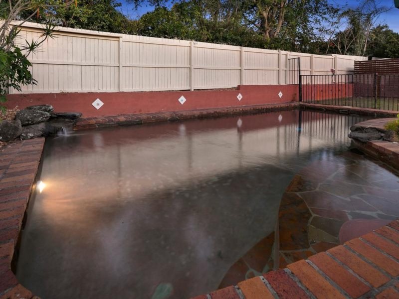 7 Boynedale Street, Carindale QLD 4152