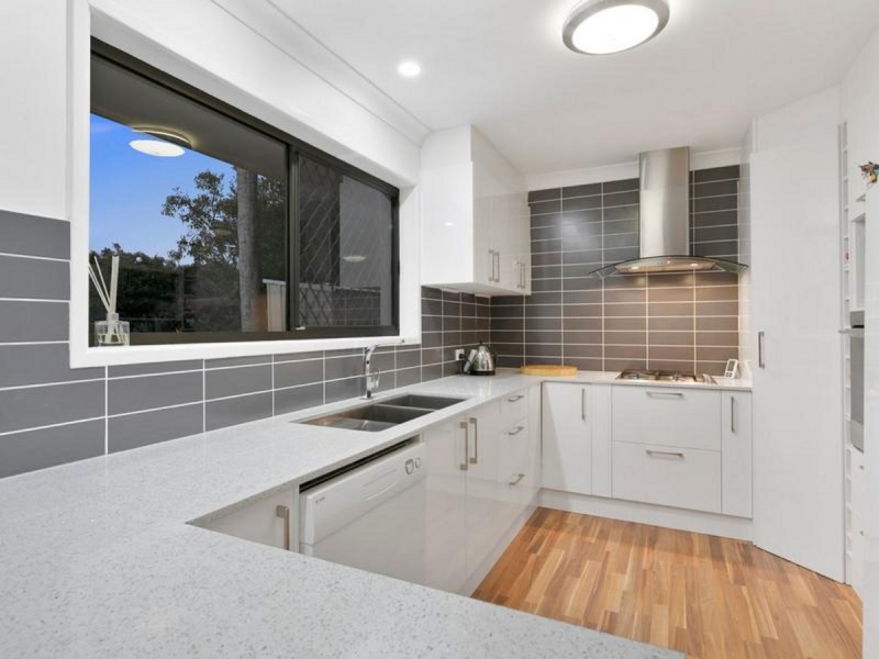 7 Boynedale Street, Carindale QLD 4152