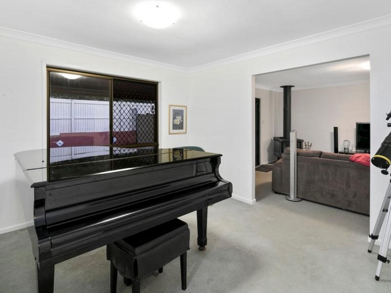 7 Boynedale Street, Carindale QLD 4152