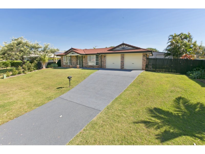 11 Sunningdale Drive, Redland Bay QLD 4165