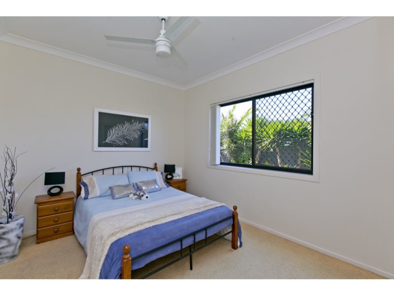 69 Spinnaker Circuit, Redland Bay QLD 4165
