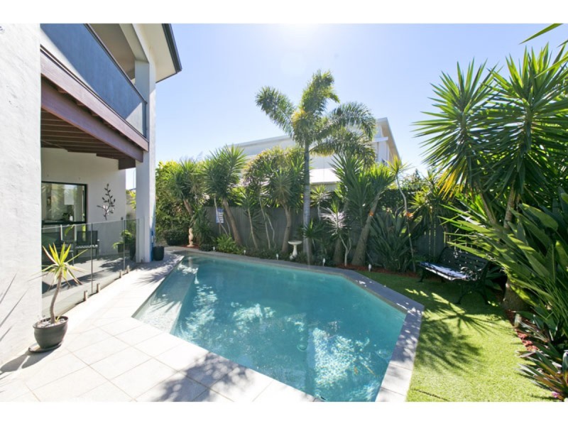69 Spinnaker Circuit, Redland Bay QLD 4165