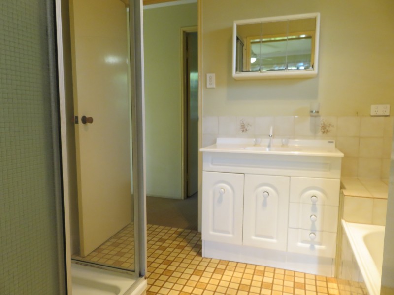 273 Bloomfield Street, Cleveland QLD 4163