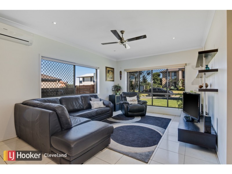 3 Orpheus Place, Redland Bay QLD 4165