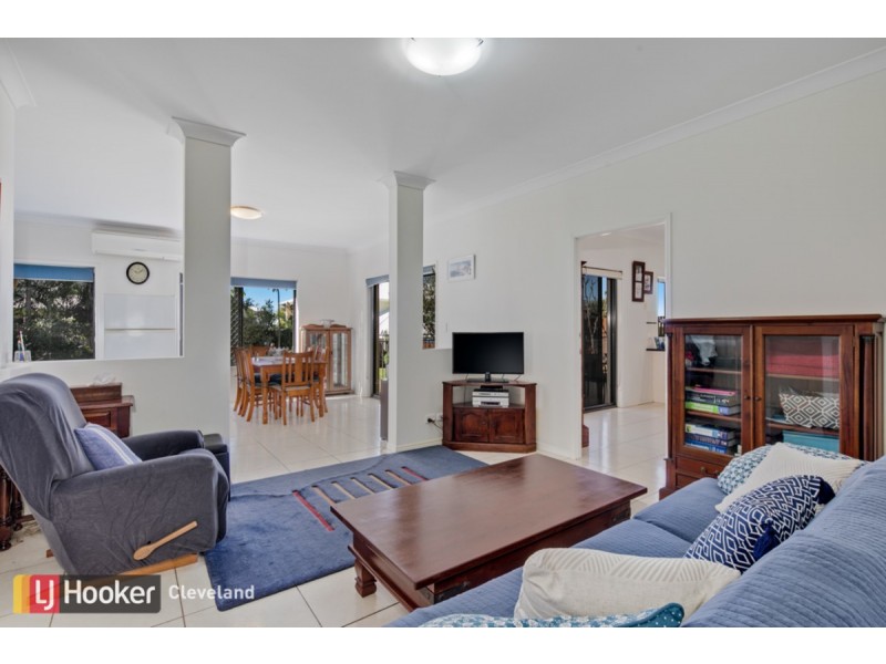 3 Orpheus Place, Redland Bay QLD 4165