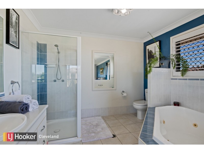 3 Orpheus Place, Redland Bay QLD 4165