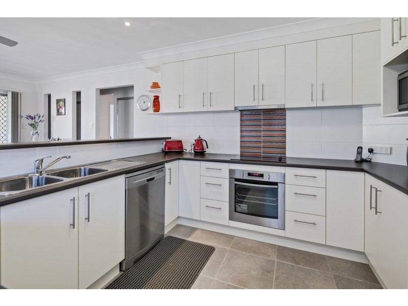 14 McCullagh Street, Cleveland QLD 4163