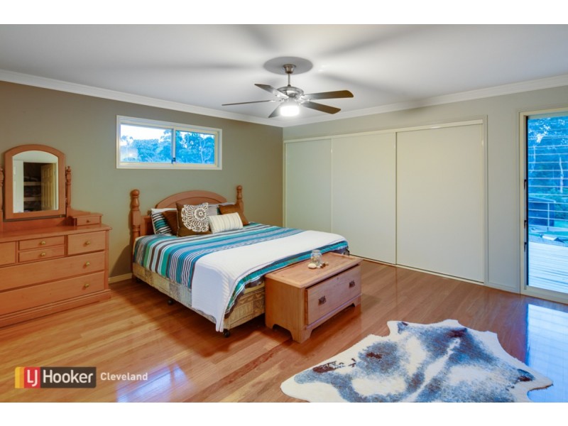 30 Jay Crescent, Redland Bay QLD 4165