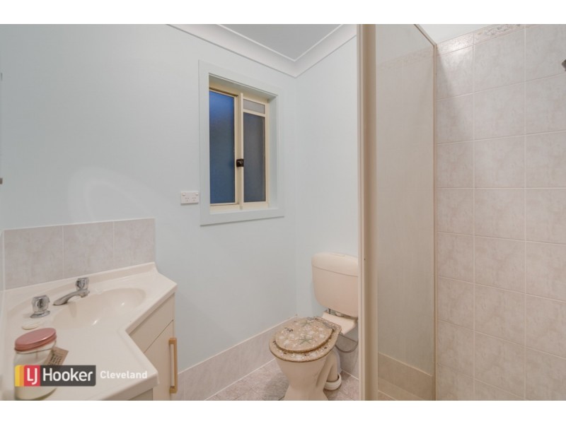 30 Jay Crescent, Redland Bay QLD 4165