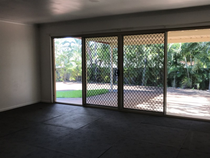 16 Lucy Court, Ormiston QLD 4160