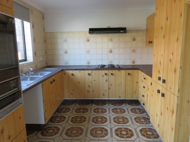 11 Laura Street, Cleveland QLD 4163