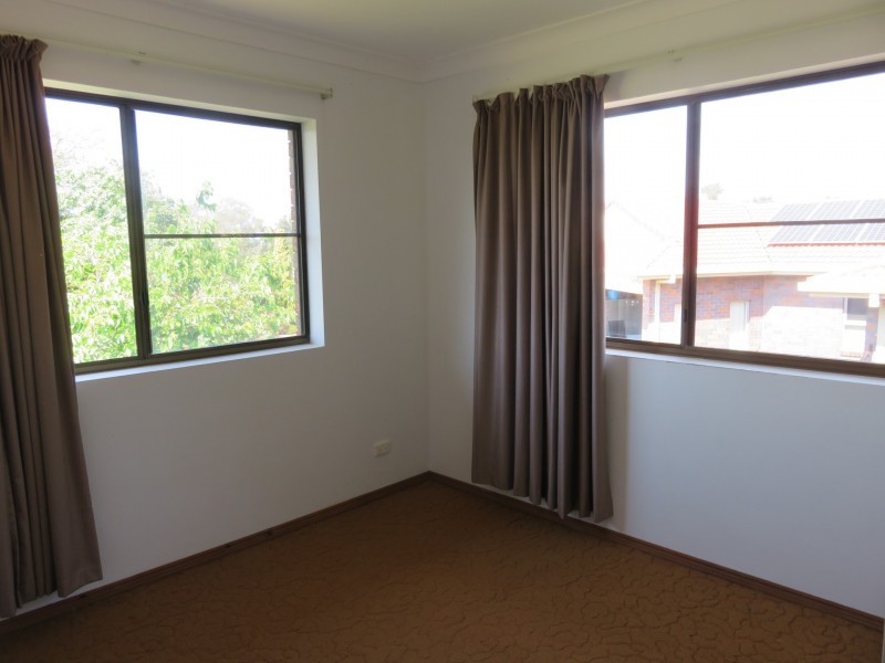 11 Laura Street, Cleveland QLD 4163