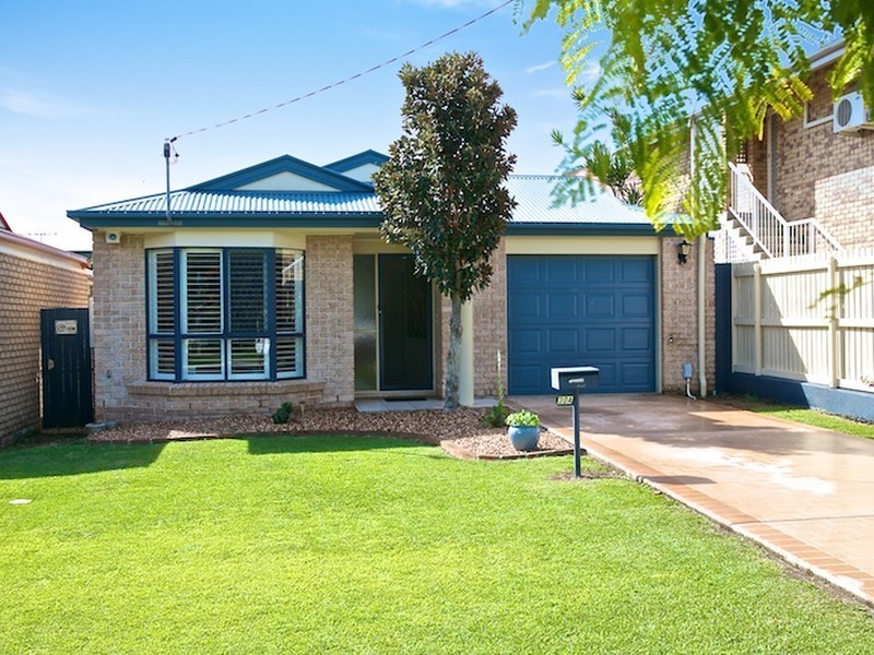30a Russell Street, Cleveland QLD 4163