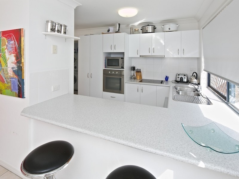 30a Russell Street, Cleveland QLD 4163