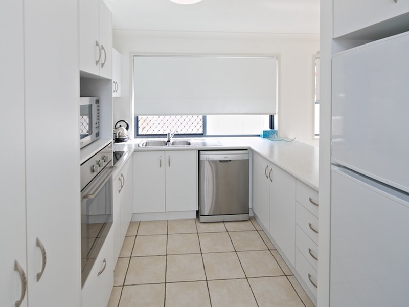 30a Russell Street, Cleveland QLD 4163