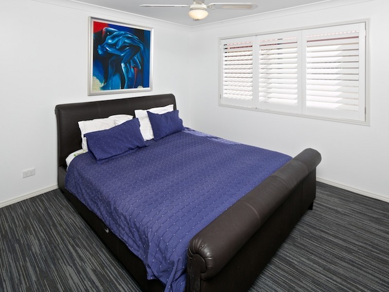 30a Russell Street, Cleveland QLD 4163