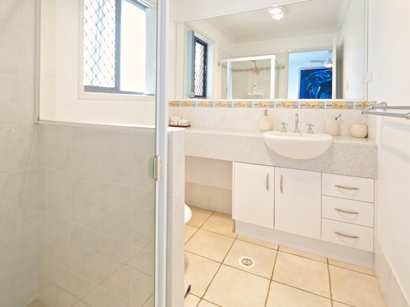 30a Russell Street, Cleveland QLD 4163