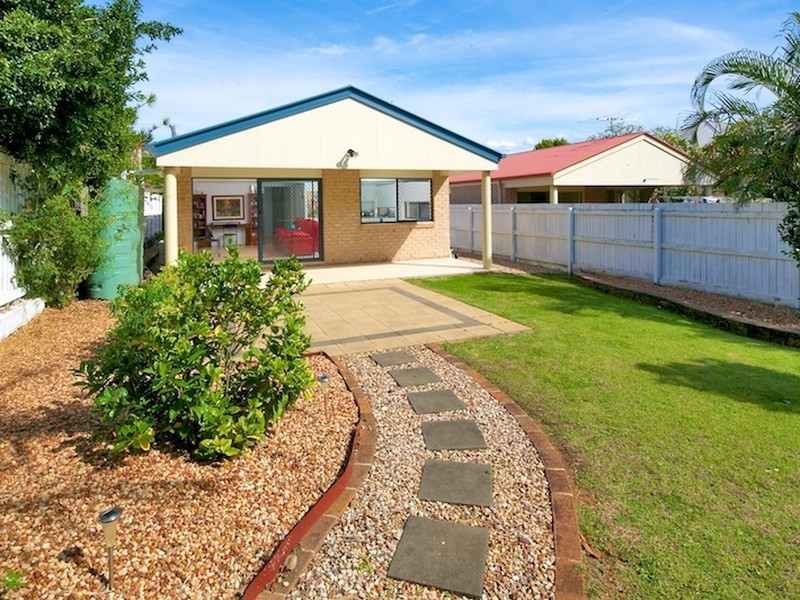 30a Russell Street, Cleveland QLD 4163