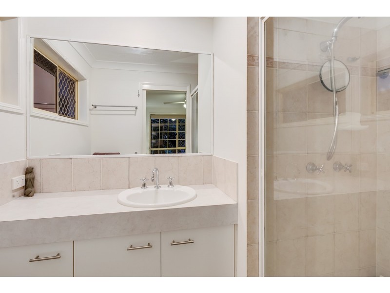 5 Parklands Court, Victoria Point QLD 4165