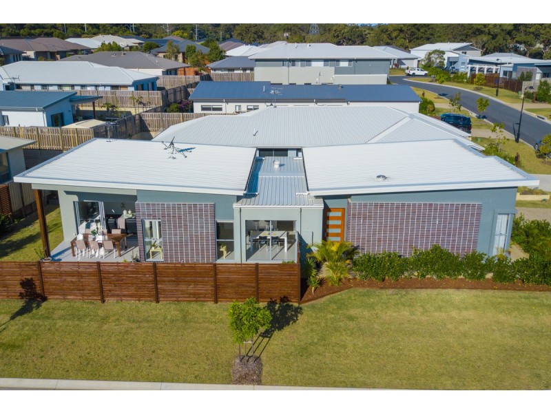 24 Girraween Crescent, Capalaba QLD 4157
