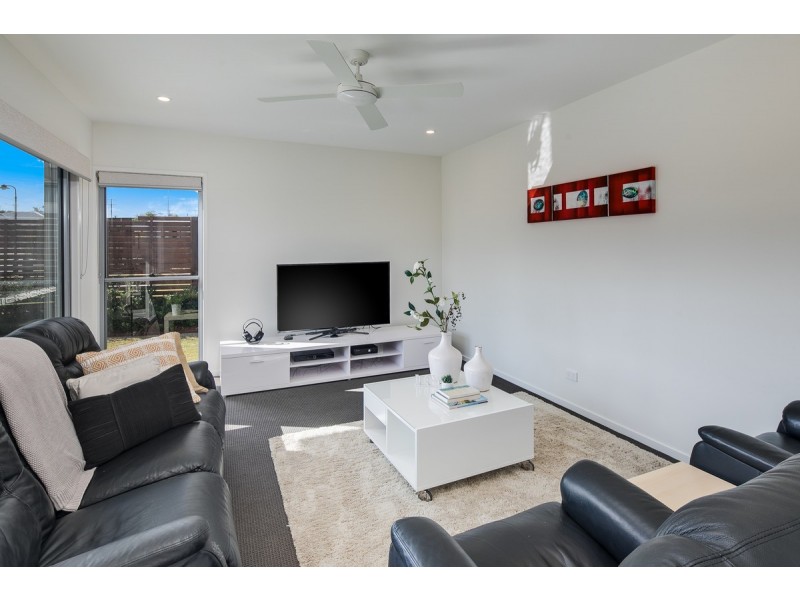24 Girraween Crescent, Capalaba QLD 4157