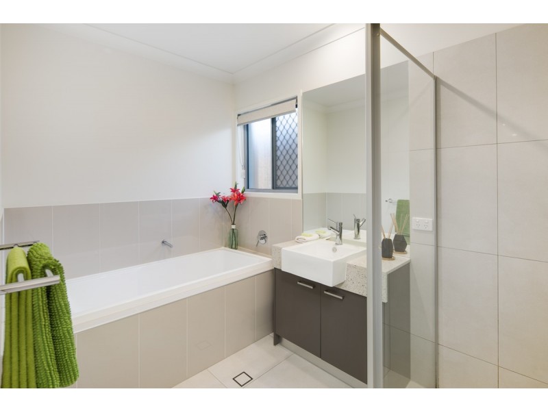 24 Girraween Crescent, Capalaba QLD 4157
