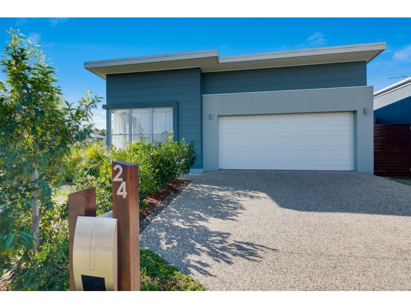 24 Girraween Crescent, Capalaba QLD 4157