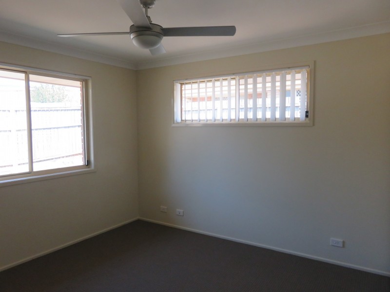 8 Coral Close, Birkdale QLD 4159