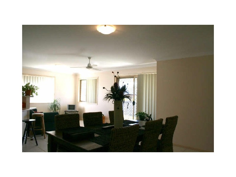 3 Anchor Place, Redland Bay QLD 4165