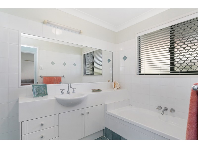 14 Lookout Court, Victoria Point QLD 4165