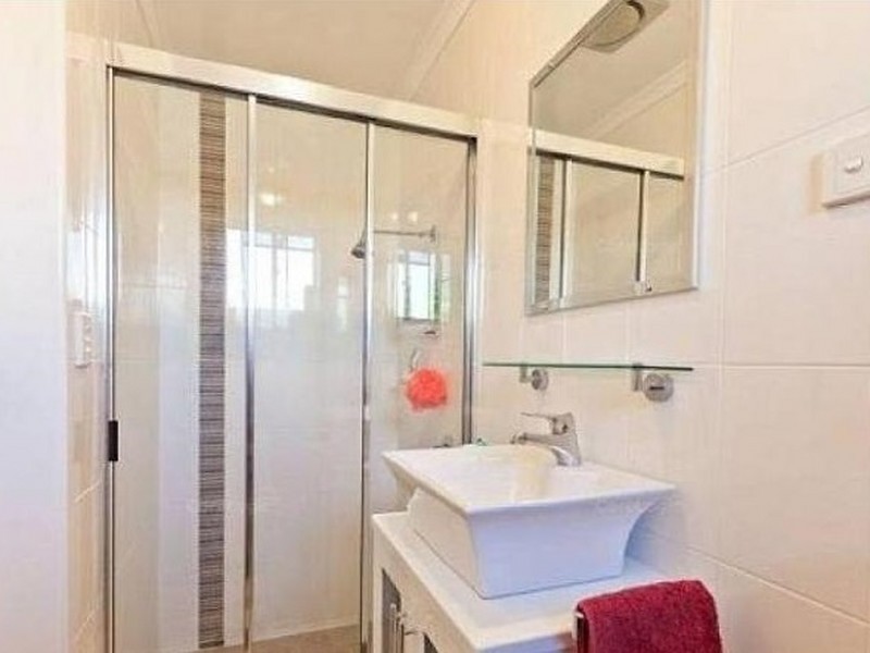 24 Abbotsleigh St, Thornlands QLD 4164