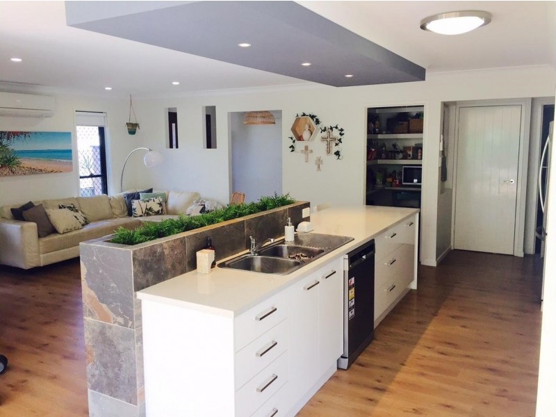 58 Trafalgar Vale Avenue, Wellington Point QLD 4160