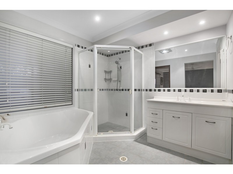 23 Creekwood Street, Victoria Point QLD 4165