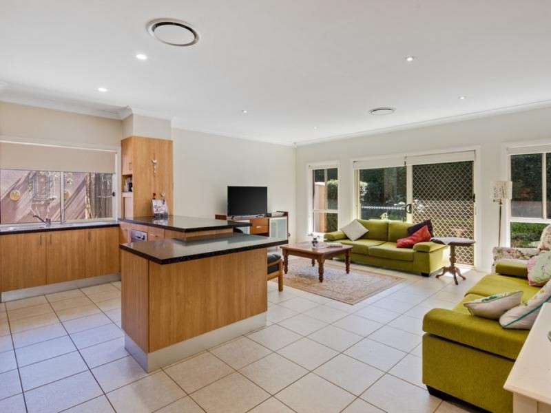 7 Attenborough Circuit, Redland Bay QLD 4165