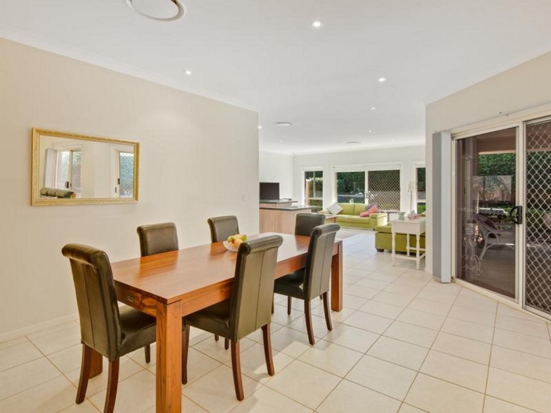 7 Attenborough Circuit, Redland Bay QLD 4165