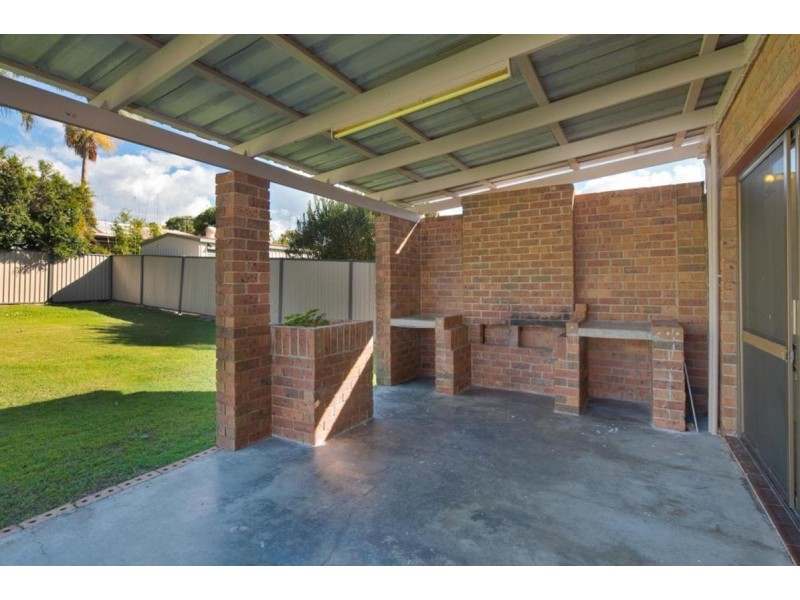 15 Riesling Street, Thornlands QLD 4164