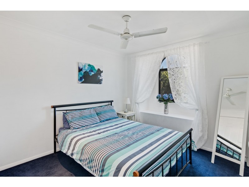 10 Roger Court, Redland Bay QLD 4165