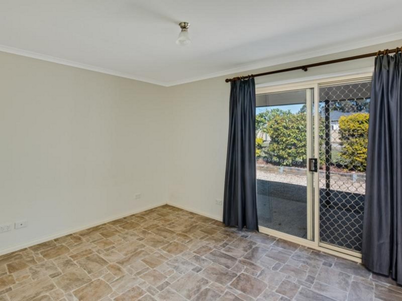 135 Main Street, Redland Bay QLD 4165