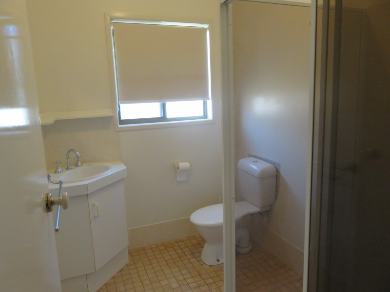 128 Passage St, Cleveland QLD 4163